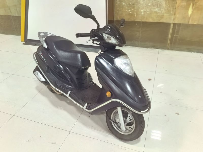 豪爵 宇钻E 125