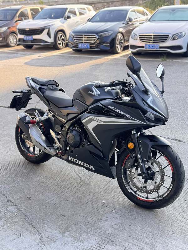 本田WING CBR400R