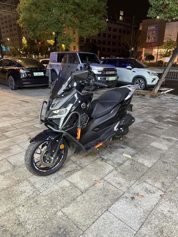 无极 SR150GT