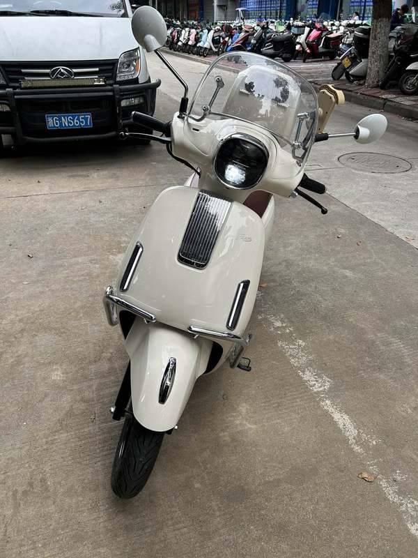 五羊本田 NWF125