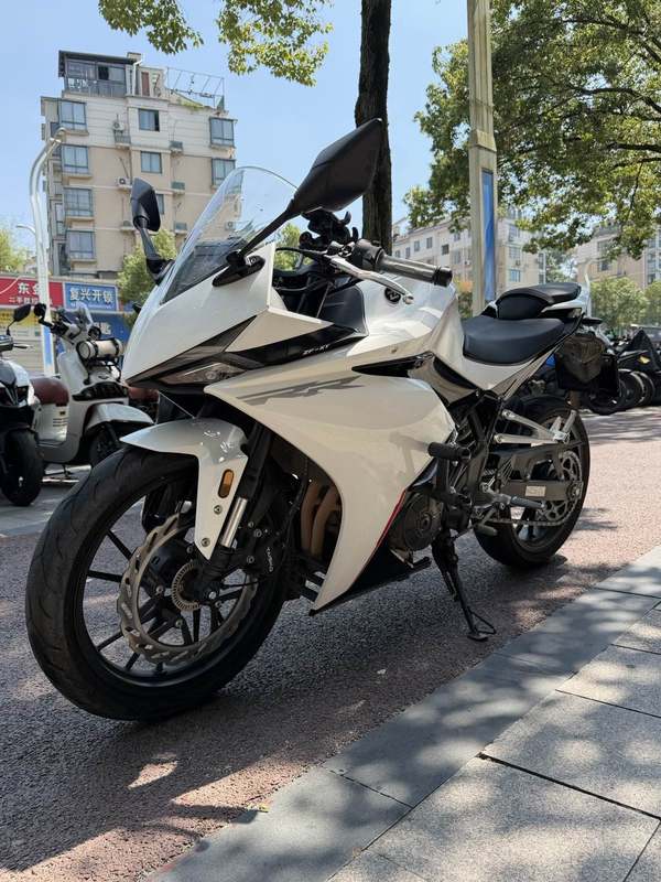 凯越 250RR 刺鸟