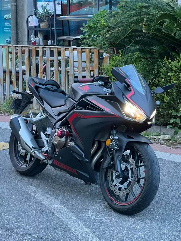 本田DREAMWING CBR500R