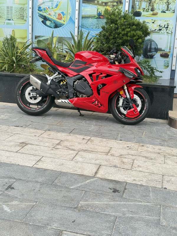 QJMOTOR 赛600