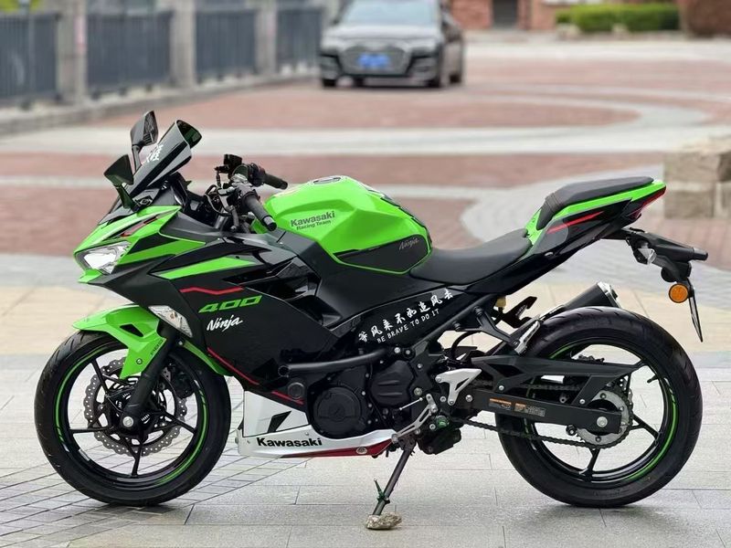 川崎 Ninja 400