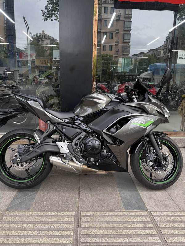 川崎 Ninja 650 