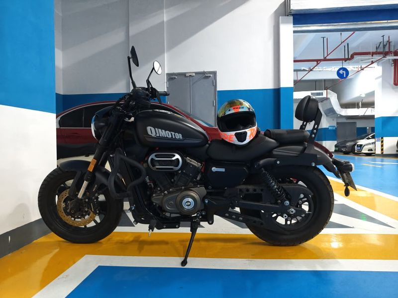 QJMOTOR 闪250