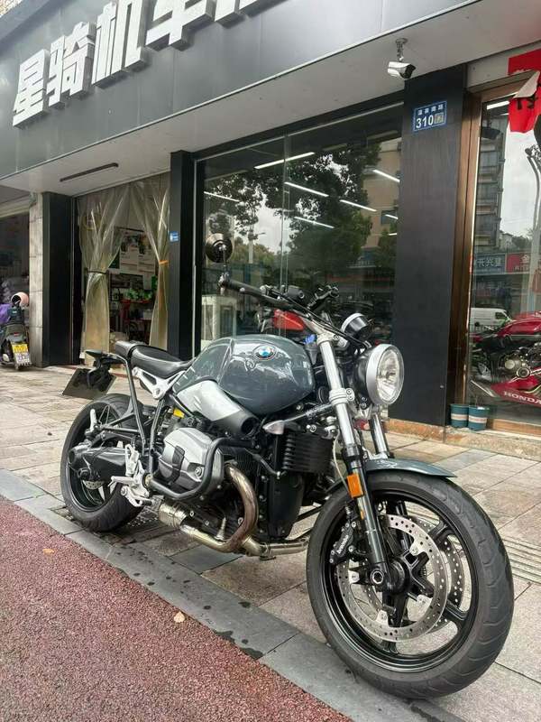 宝马 R NineT