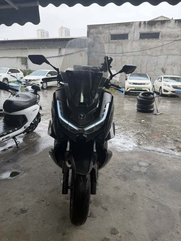 无极 SR250GT