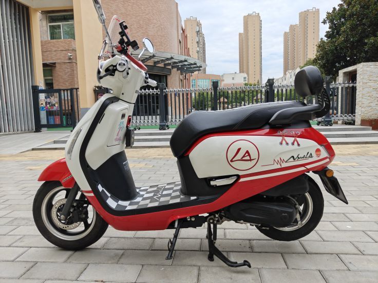 新大洲本田 NS125LA