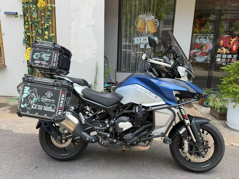 QJMOTOR 骁750