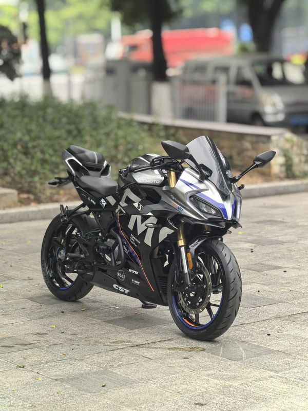 春风 250SR