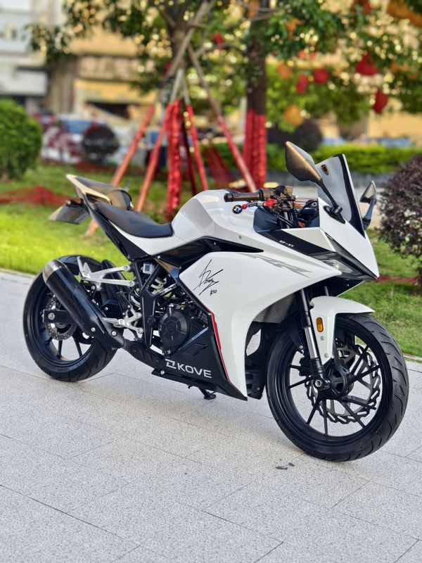 凯越 250RR 刺鸟