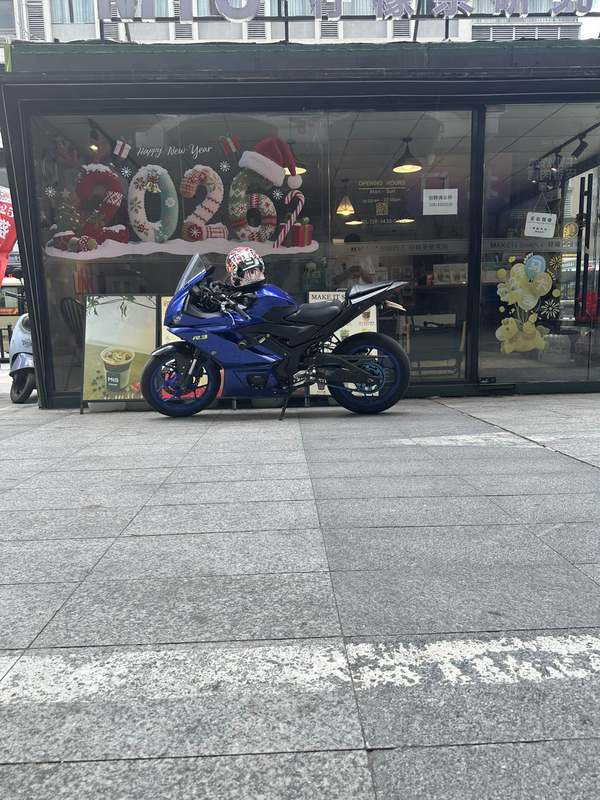 雅马哈 YZF-R3