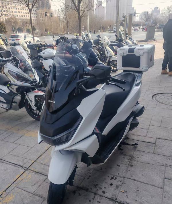 新大洲本田 NS150GX