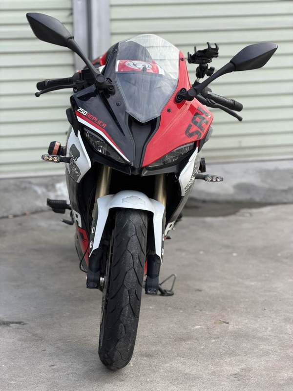 QJMOTOR 赛250