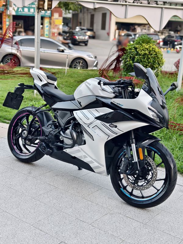 春风 250SR