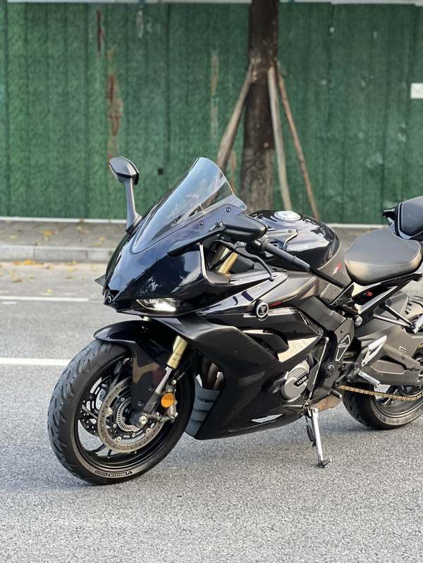 无极 RR660