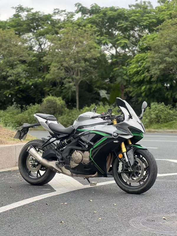 QJMOTOR 赛600