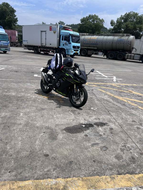 无极 250RR