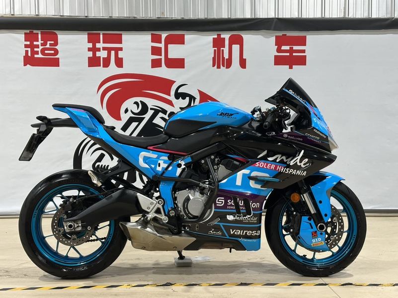 春风 675SR