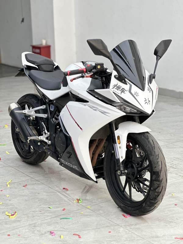 凯越 250RR 刺鸟
