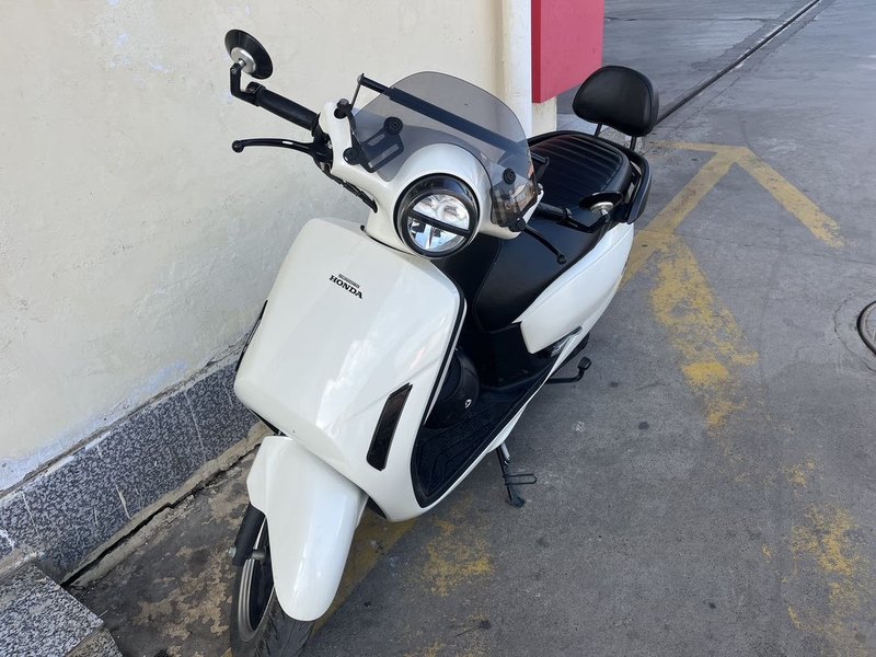 新大洲本田 NS125LA