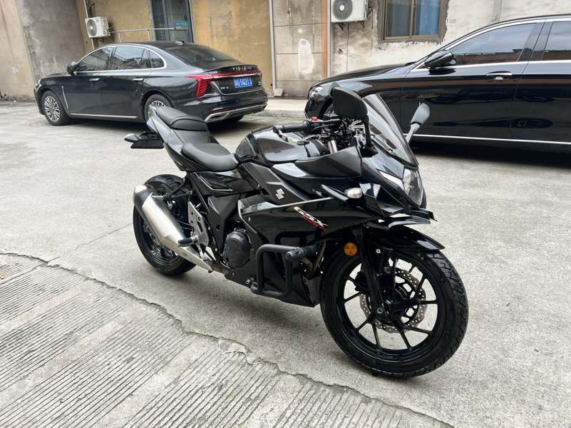 豪爵铃木 GSX250R