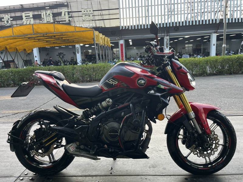QJMOTOR 追350