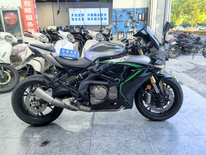 QJMOTOR 赛600