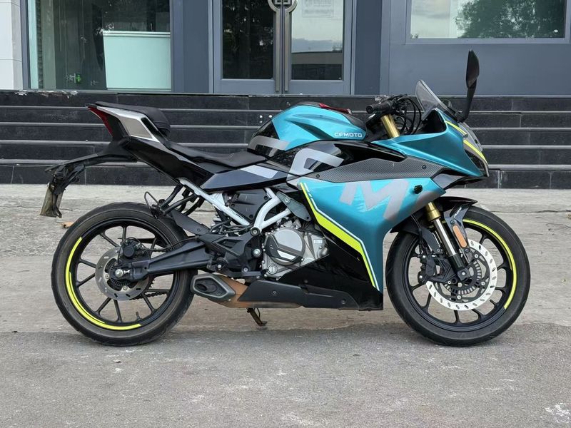 春风 250SR