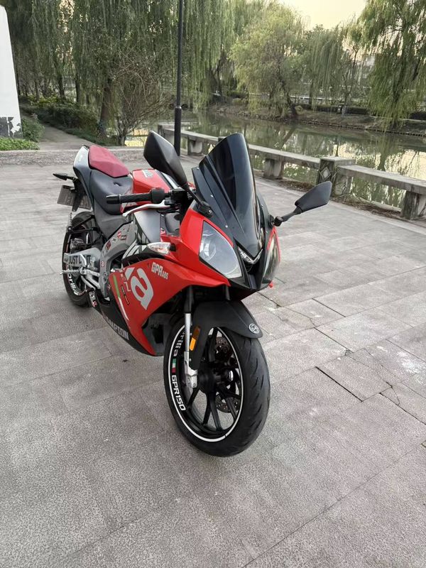 宗申阿普利亚 GPR150R