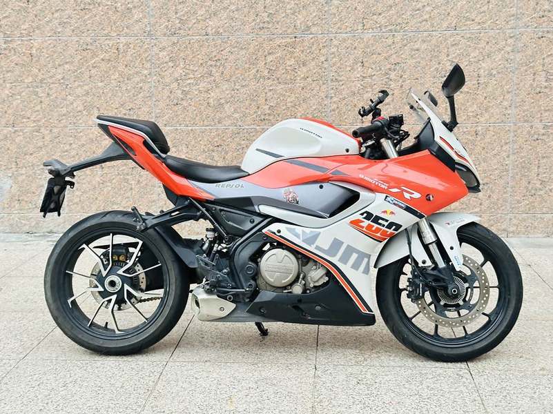 QJMOTOR 赛250