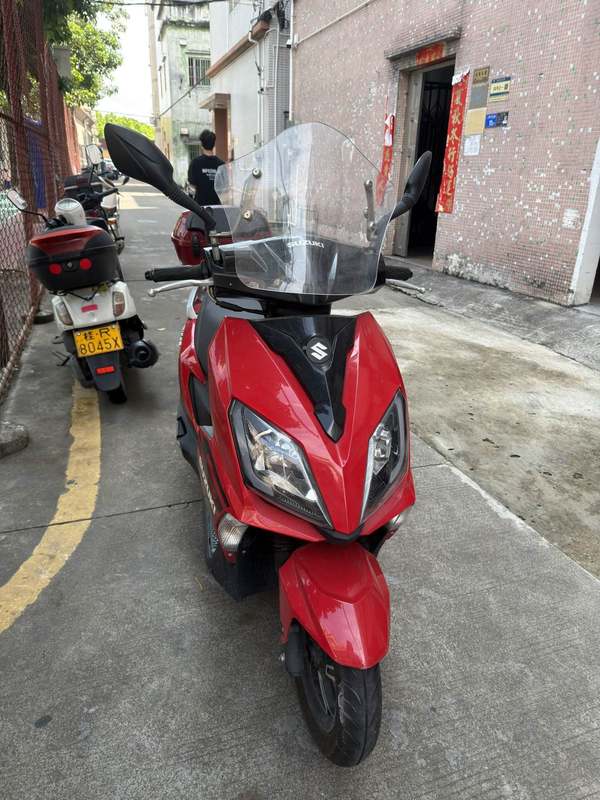 济南铃木 UY125