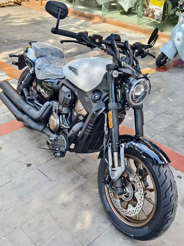 无极 CU250