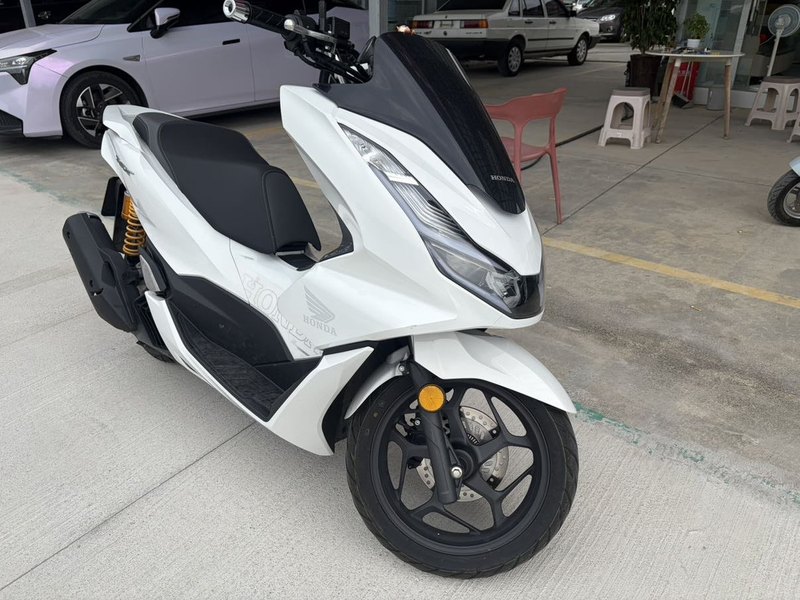 五羊本田 PCX