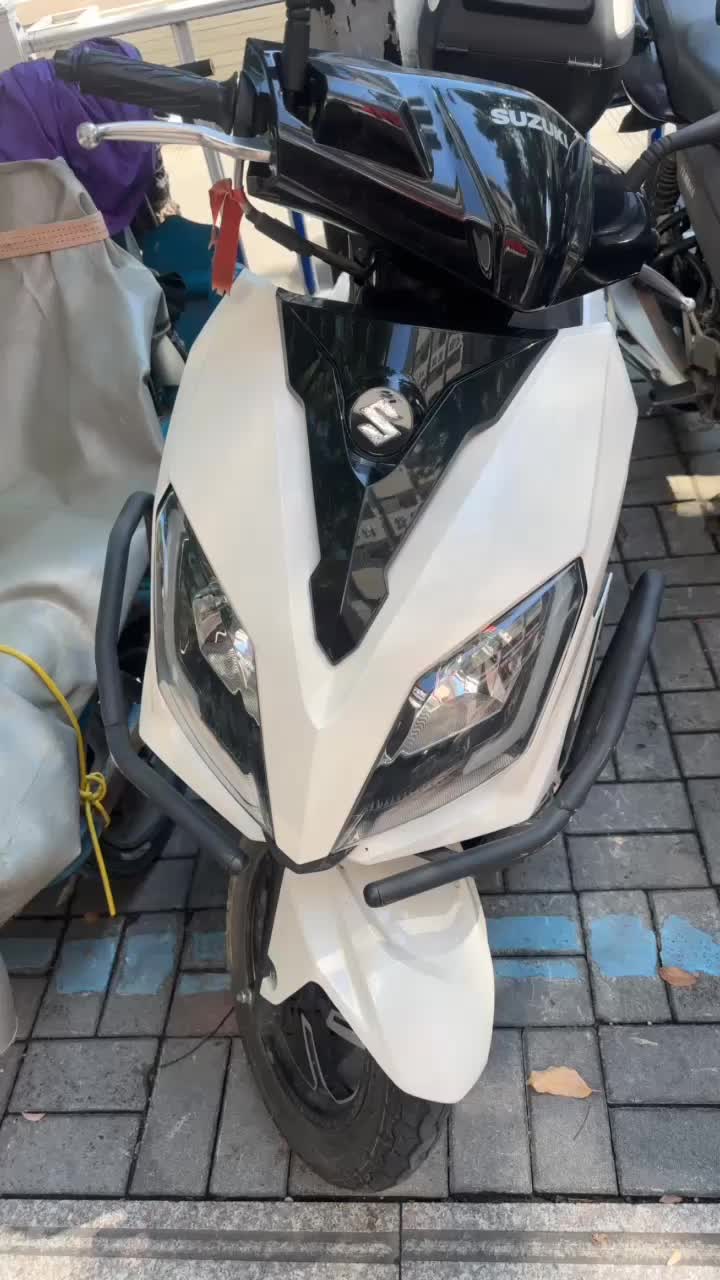 济南铃木 UY125