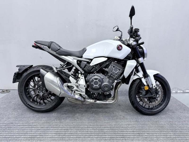 本田DREAMWING CB1000R