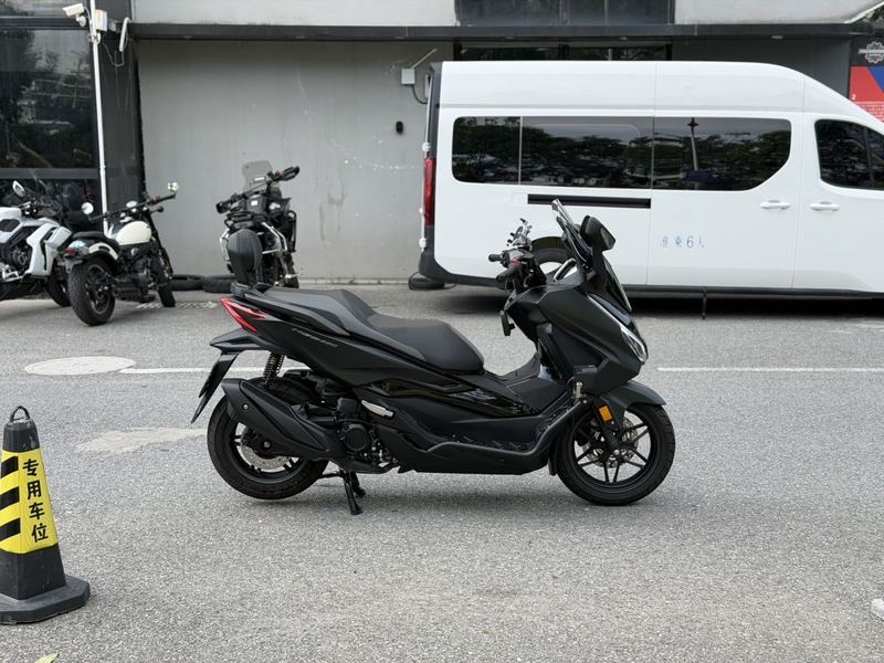 本田WING NSS350