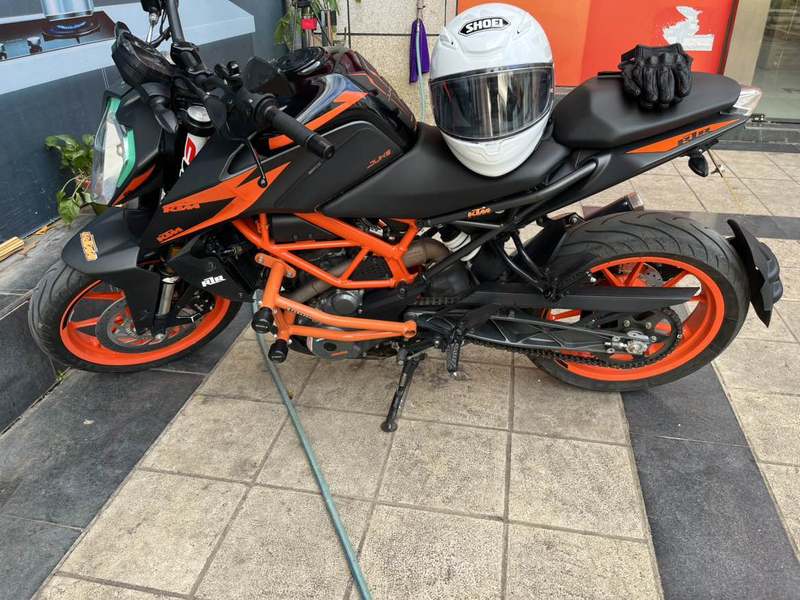 KTMR2R 250 Duke