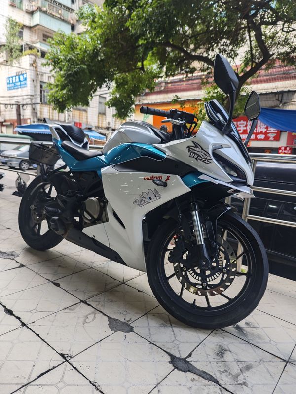 春风 250SR
