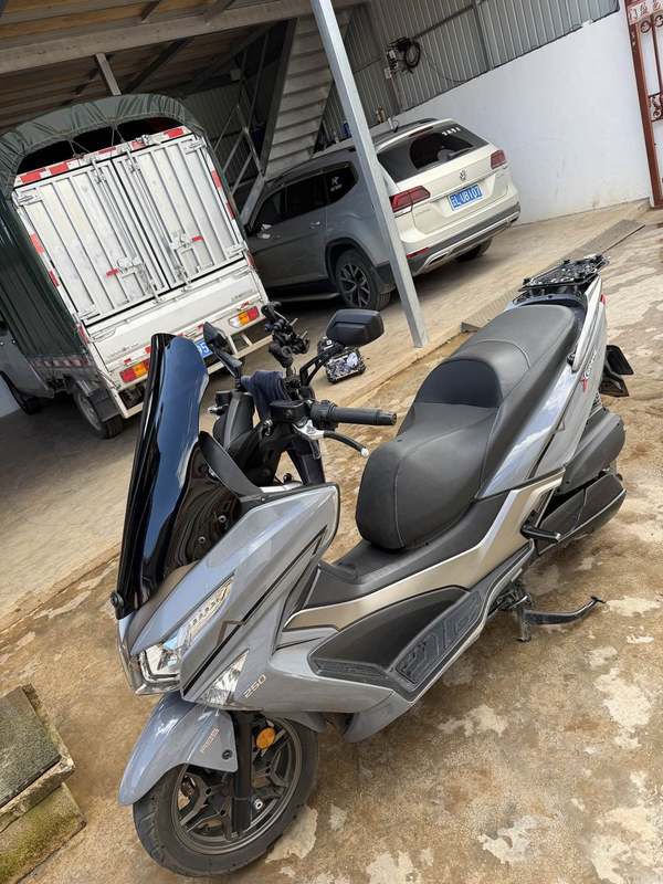 光阳 赛艇 250