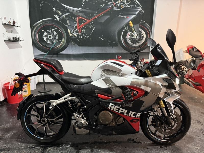 QJMOTOR 赛250