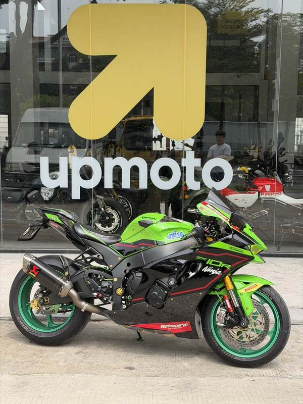 川崎 Ninja ZX-10R