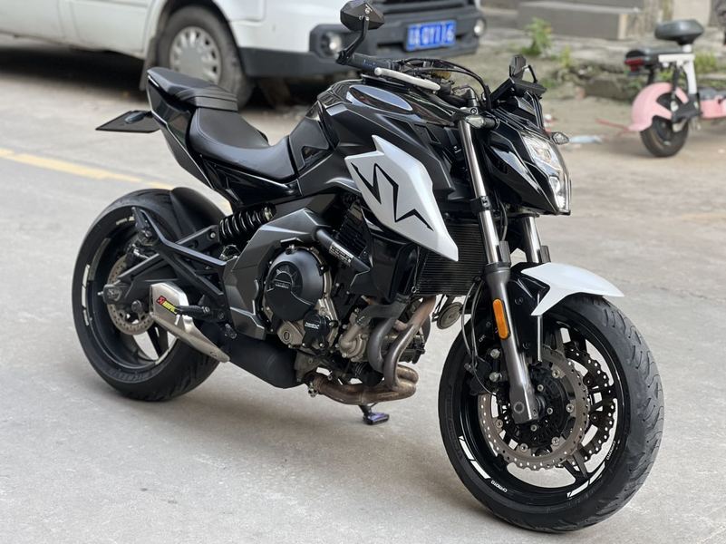 春风 650NK