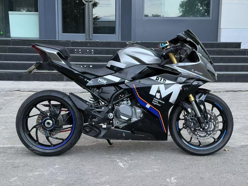 春风 250SR