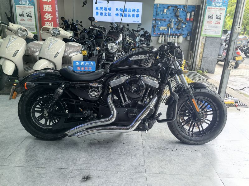 哈雷戴维森 Forty-Eight 运动者