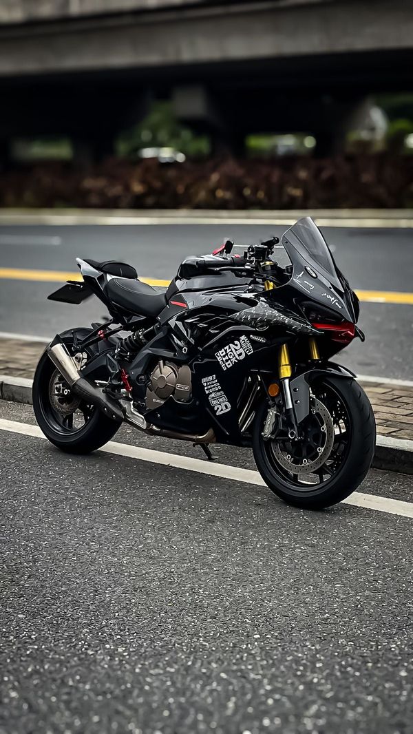 QJMOTOR 赛600
