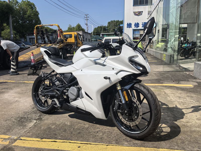 春风 250SR