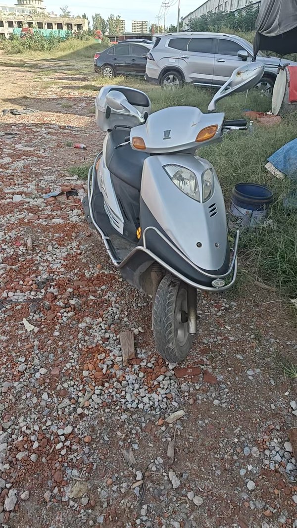 豪爵 新悦星125