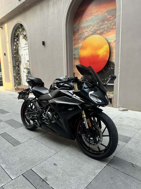 春风 250SR